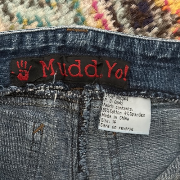 Vintage y2k Bratz mudd lace up side capris - Picture 3 of 9